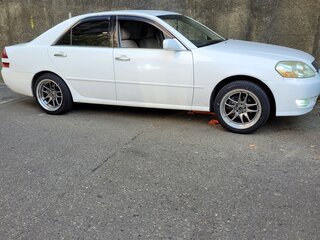2001 Toyota Mark II IX (X110), белый, 700000 рублей, вид 5