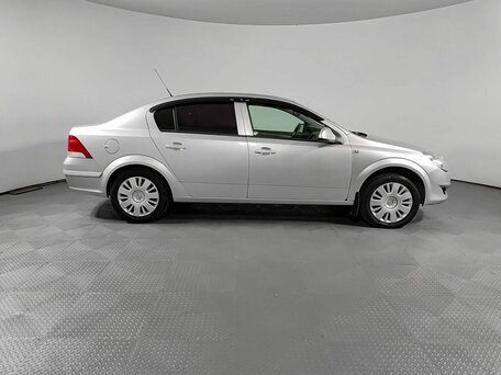 2011 Opel Astra H Рестайлинг, серебристый, 285000 рублей, вид 4