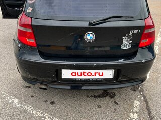 2011 BMW 1 серии 116i I (E81/E82/E87/E88) Рестайлинг, чёрный, 600000 рублей, вид 4