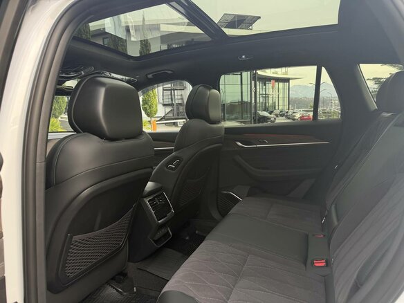 2026 Geely Monjaro I Рестайлинг, серебристый - вид 18