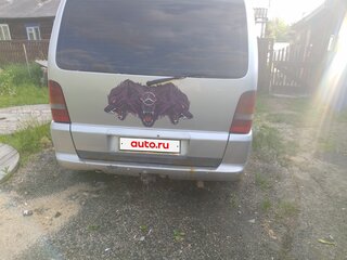 2000 Mercedes-Benz V-Класс 200 I (W638), серебристый, 350000 рублей, вид 2