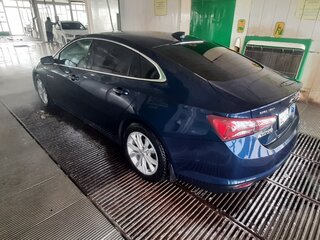 2019 Chevrolet Malibu IX Рестайлинг, синий, 1300000 рублей, вид 3