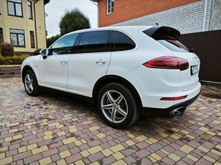 2014 Porsche Cayenne Diesel II Рестайлинг (958), белый, 3300000 рублей, вид 5