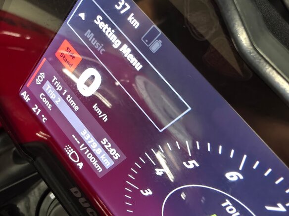 2022 Ducati Diavel V4, красный, 2349000 рублей - вид 29