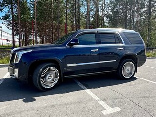 2018 Cadillac Escalade IV, синий, 5500000 рублей, вид 2