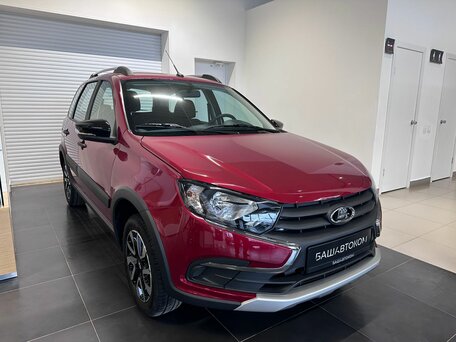 2026 Lada (ВАЗ) Granta Cross I Рестайлинг, красный, 1246000 рублей, вид 4