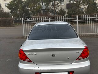 2006 Kia Spectra I Рестайлинг 2, серебристый, 400000 рублей, вид 2