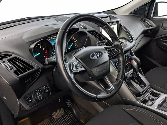 2018 Ford Kuga II Рестайлинг, серый, 1675000 рублей - вид 14