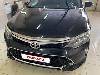 2017 Toyota Camry VII (XV50) Рестайлинг, чёрный, 3000000 рублей, вид 1