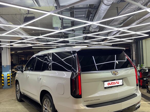 2021 Cadillac Escalade V, белый, 12000000 рублей - вид 8