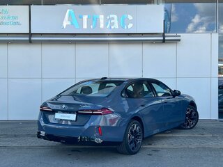 2025 BMW 5 серии Long 530Li VIII (G60/G61/G68), серый, 8790000 рублей, вид 5