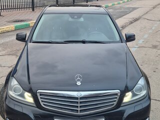 2011 Mercedes-Benz C-Класс 200 III (W204) Рестайлинг, чёрный, 1200000 рублей, вид 4