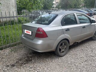 2007 Chevrolet Aveo I Рестайлинг, серебристый, 215000 рублей, вид 4