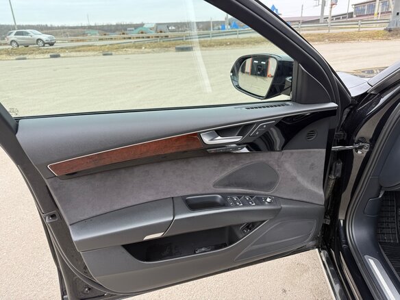 2012 Audi A8 Long III (D4), чёрный, 1800000 рублей - вид 19