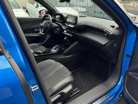 2022 Peugeot 2008 II, синий, 2650000 рублей, вид 4
