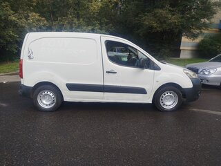 2011 Peugeot Partner II, белый, 380000 рублей, вид 4