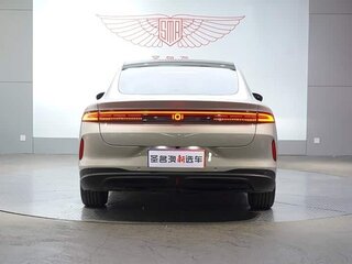 2026 Changan Qiyuan A06 51.48 kWh, серебристый, 1991228 рублей, вид 3
