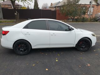 2009 Kia Cerato 4-speed II, белый, 650000 рублей, вид 4