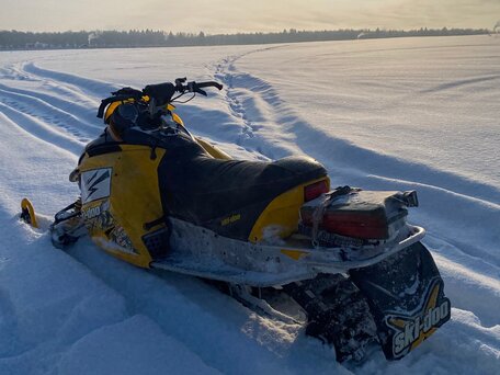 2006 BRP Ski-Doo MXZ X-racing 440, жёлтый, 335000 рублей, вид 2