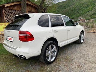 2009 Porsche Cayenne Diesel I Рестайлинг (957), белый, 1580000 рублей, вид 3