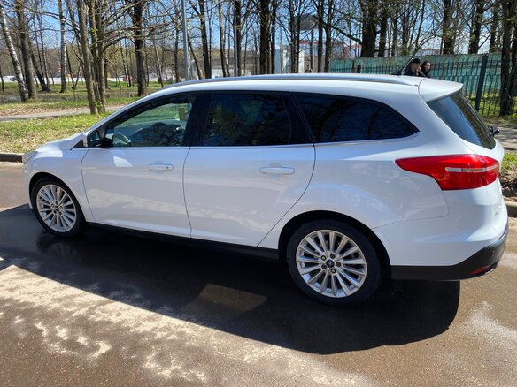 2016 Ford Focus III Рестайлинг, белый, 1050000 рублей - вид 6