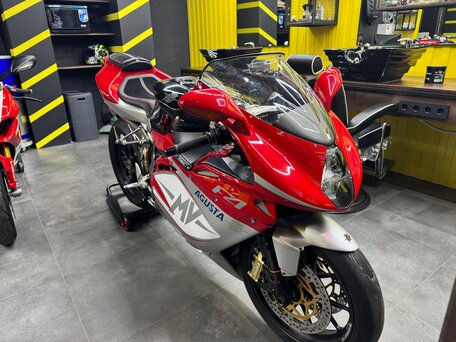 2006 MV Agusta F4 1000, красный, 650000 рублей, вид 1