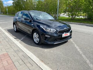 2019 Kia Ceed III, чёрный, 1550000 рублей, вид 5