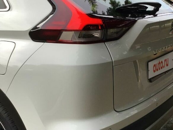 2022 Mitsubishi Eclipse Cross I Рестайлинг, белый, 2500000 рублей - вид 5
