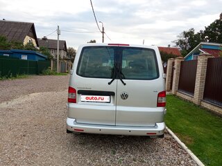 2004 Volkswagen Caravelle T5, серебристый, 1800000 рублей, вид 3