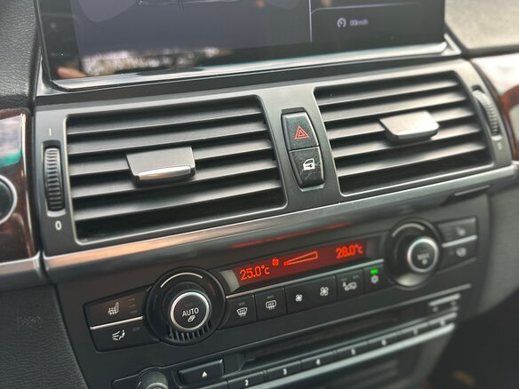 2013 BMW X5 30d II (E70) Рестайлинг, чёрный, 2650000 рублей - вид 16