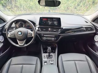 2022 BMW 1 серии 120i III (F52) Рестайлинг, синий, 1299777 рублей, вид 5