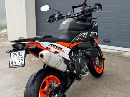2023 KTM 890 SMT, чёрный, 1140000 рублей, вид 3