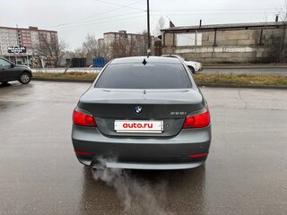 2004 BMW 5 серии 525i V (E60/E61), серый, 800000 рублей, вид 3