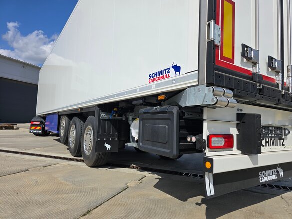 2025 Schmitz Cargobull SKO, белый - вид 8