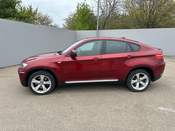 2008 BMW X6 50i 6-speed I (E71), красный, 1355000 рублей - вид 14