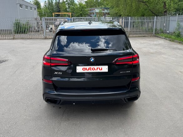 2021 BMW X5 40i IV (G05/G18), чёрный, 7600000 рублей - вид 5