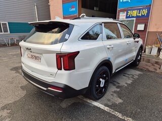 2025 Kia Sorento IV Рестайлинг, белый, 7670000 рублей, вид 5