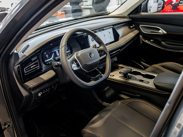 2026 Changan CS75 Pro, серый, 3055000 рублей - вид 16