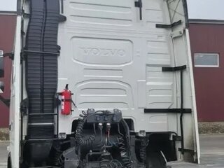 2019 Volvo FH, белый, 6300000 рублей, вид 4