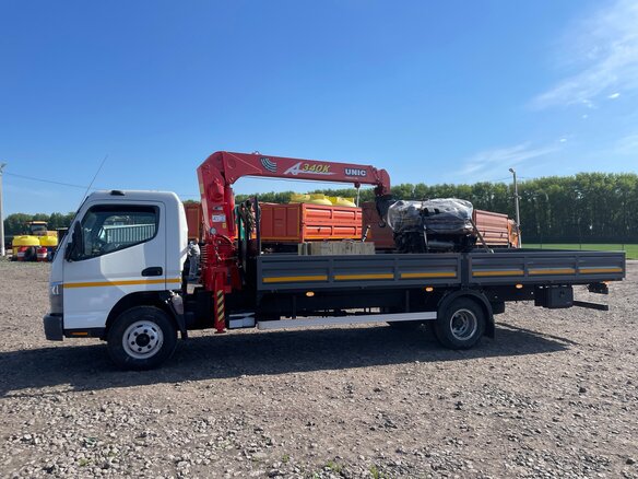2011 Fuso (Mitsubishi) Canter, белый, 3650000 рублей - вид 2