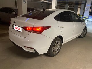 2017 Hyundai Solaris II, белый, 920000 рублей, вид 5