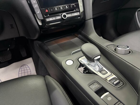 2021 Infiniti QX50 II, красный - вид 19