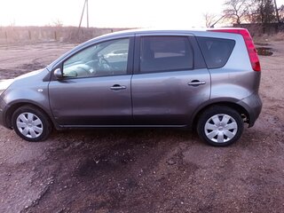 2009 Nissan Note I Рестайлинг, серый, 650000 рублей, вид 4