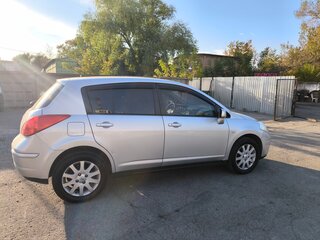 2008 Nissan Tiida I, серебристый, 550000 рублей, вид 4