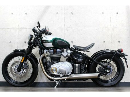 2017 Triumph Bonneville Bobber, зелёный, 1127000 рублей, вид 1