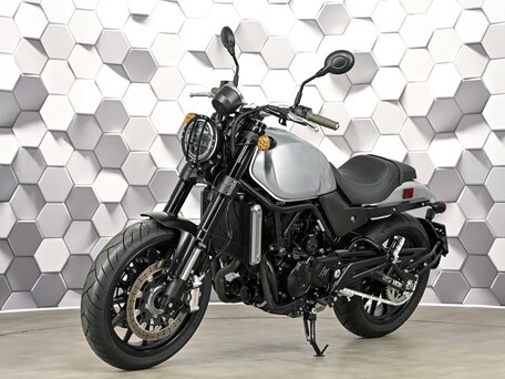 2023 Harley-Davidson X500, серебристый, 677000 рублей, вид 2