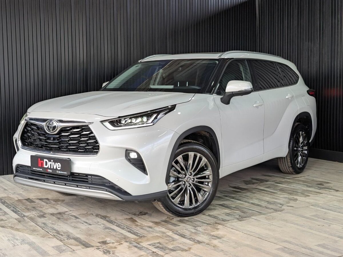 Открыть фотографии: Toyota Highlander IV (XU70)