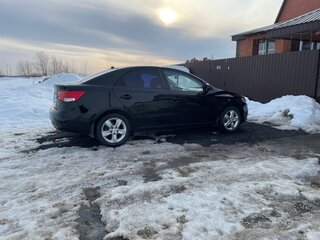 2012 Kia Cerato 6-speed II, чёрный, 550000 рублей, вид 4