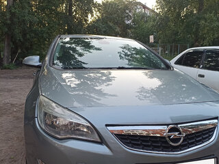 2011 Opel Astra J, серый, 590000 рублей, вид 2