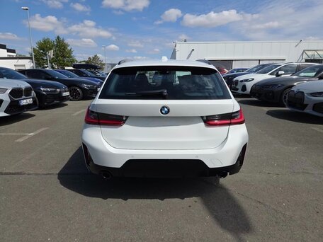 2023 BMW 3 серии 318d VII (G2x) Рестайлинг, белый, 3875000 рублей, вид 5